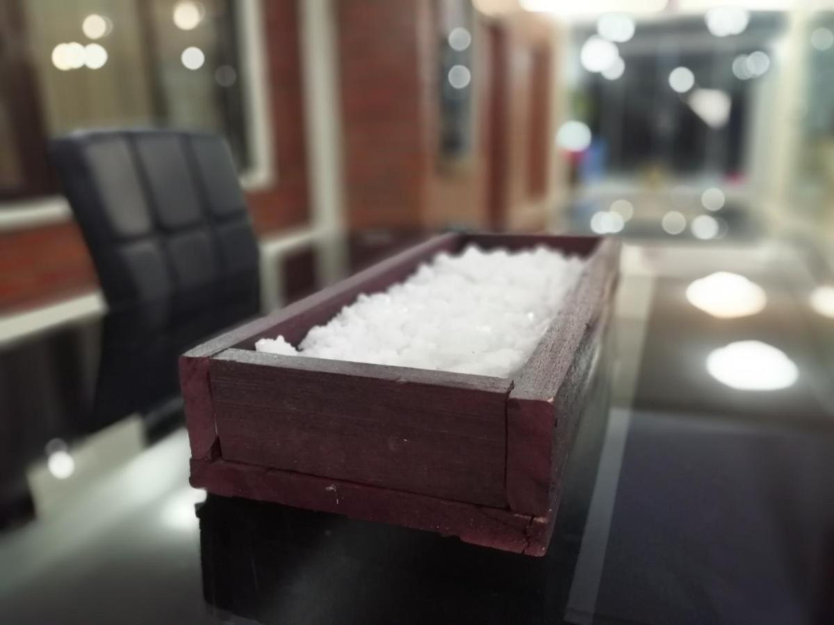Hotel Kachi De Уюні Екстер'єр фото